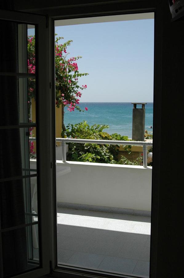 Ambrosia Superior Studio 4 Apartment Makry Gialos  Exterior photo